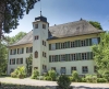 Das Schloss in Bad Krozingen. Dort finden die Schlosskonzerte Bad Krozingen statt. Im Schloss befindet sich auch eine Sammlung von historischen Tasteninstrumenten.